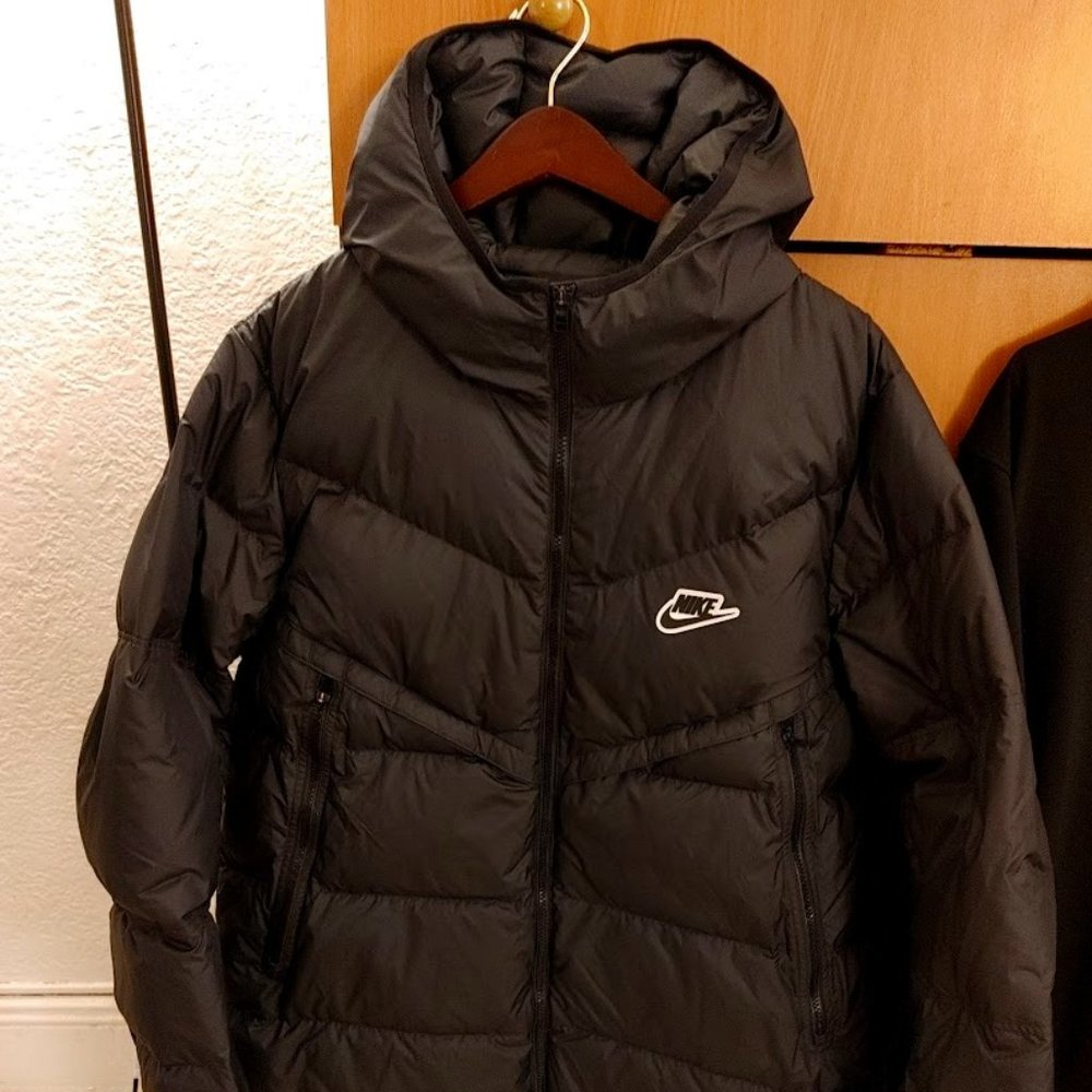 Nike Sportswear Black Storm-FIT Windrunner Men's PRIMALOFT® Filled Parka - Large